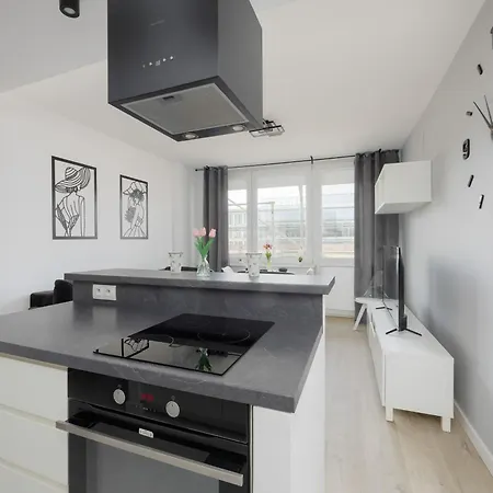 Marszalkowska Stylish With Balcony Center By Renters *