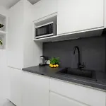 Marszalkowska Stylish With Balcony Center By Renters