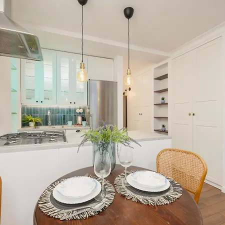 شقة Marszalkowska Stylish With Balcony Center By Renters
