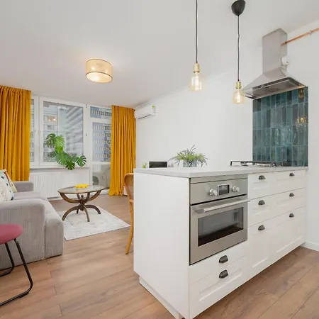 Marszalkowska Stylish With Balcony Center By Renters وارسو